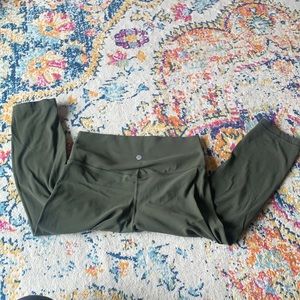 Lululemon crop leggings